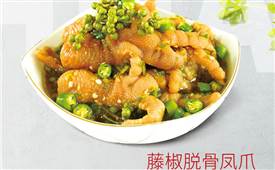 菊花開(kāi)手撕藤椒雞怎么做，菊花開(kāi)手撕藤椒雞做法技巧都在這里